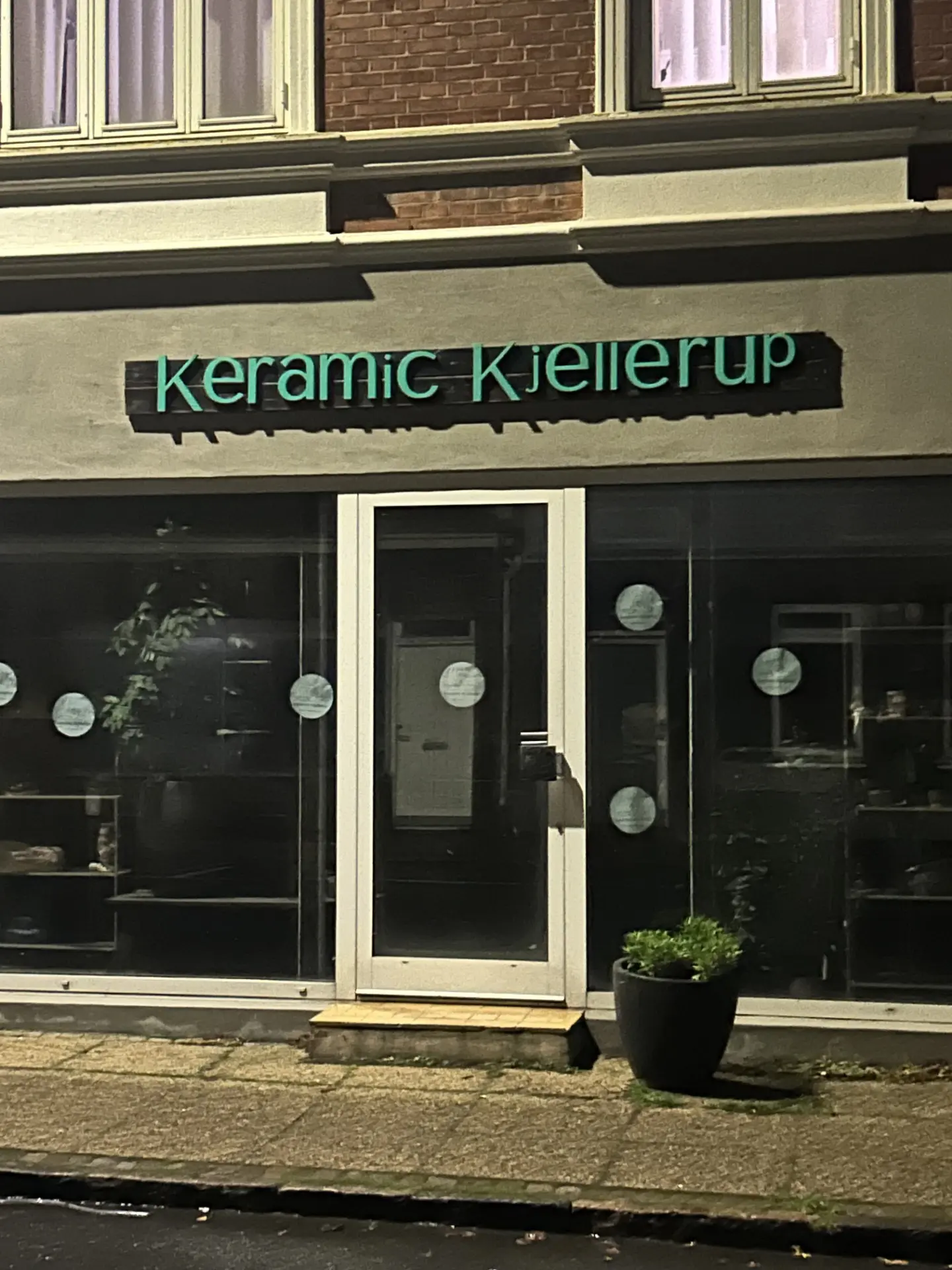 Keramic Kjellerup på Søndergade 23